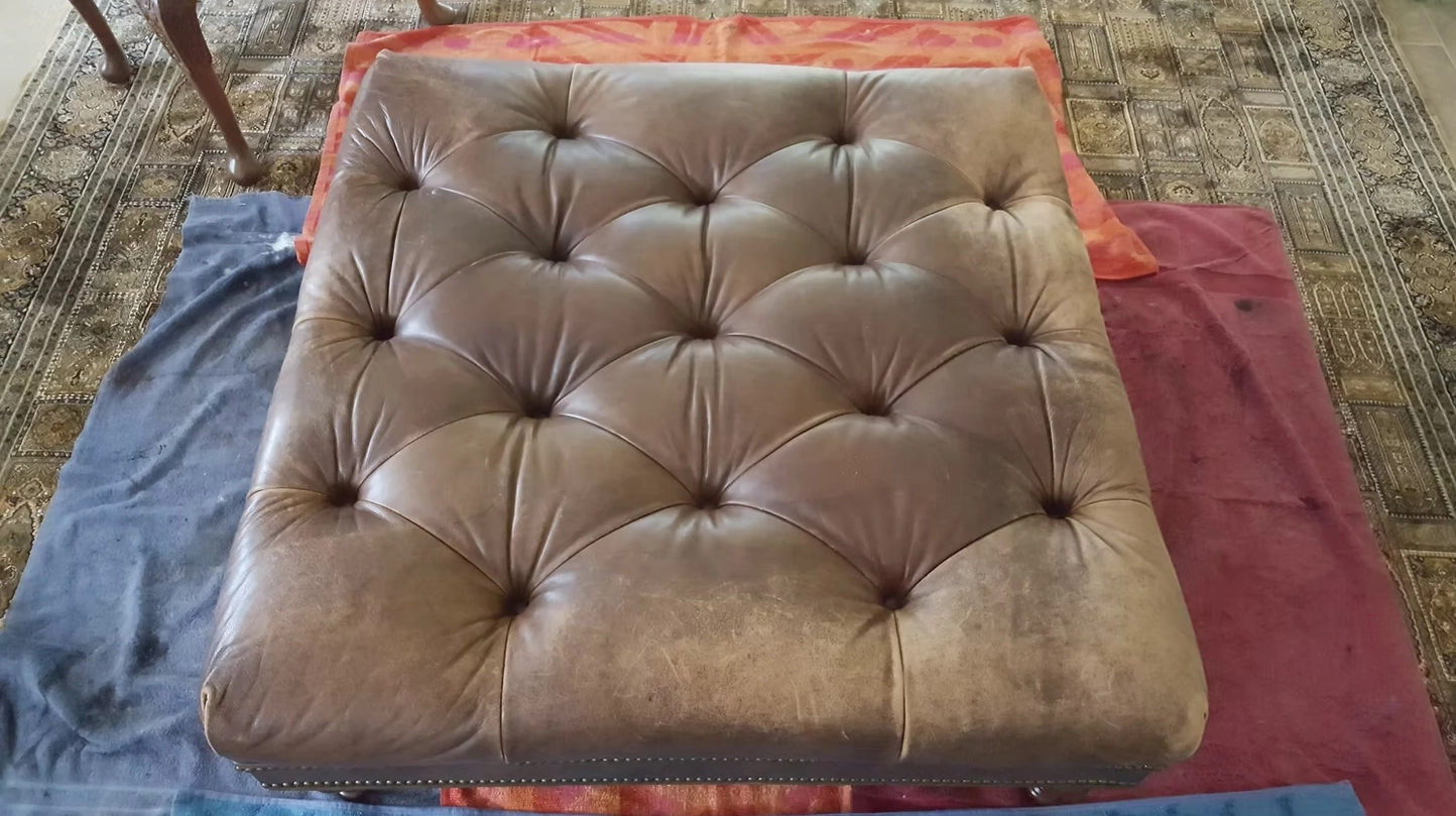 Waxed aniline leather conditioning portfolio image 2